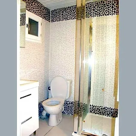 #palavaslesflots #2bedrooms #airconditioned #100metersfromthebeach Palavas-les-Flots